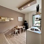 Amuka 4*