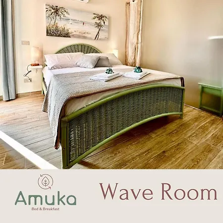 לינה וארוחת בוקר Amuka 4*
